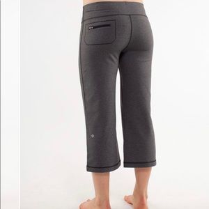 Lululemon Relaxed Fit Crop II